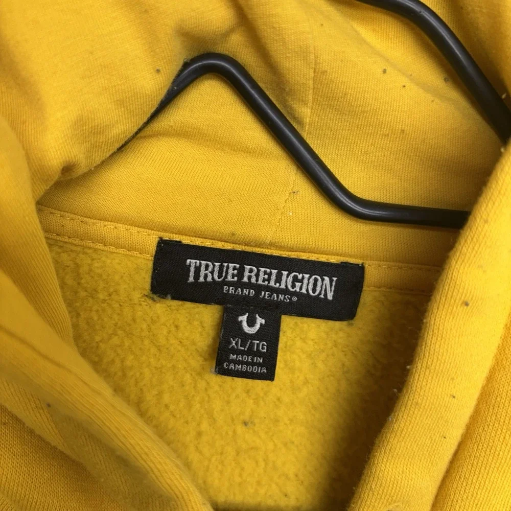 True Religion shop confidence